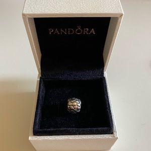 ❤️SOLD❤️Pandora Silver Heart Charm